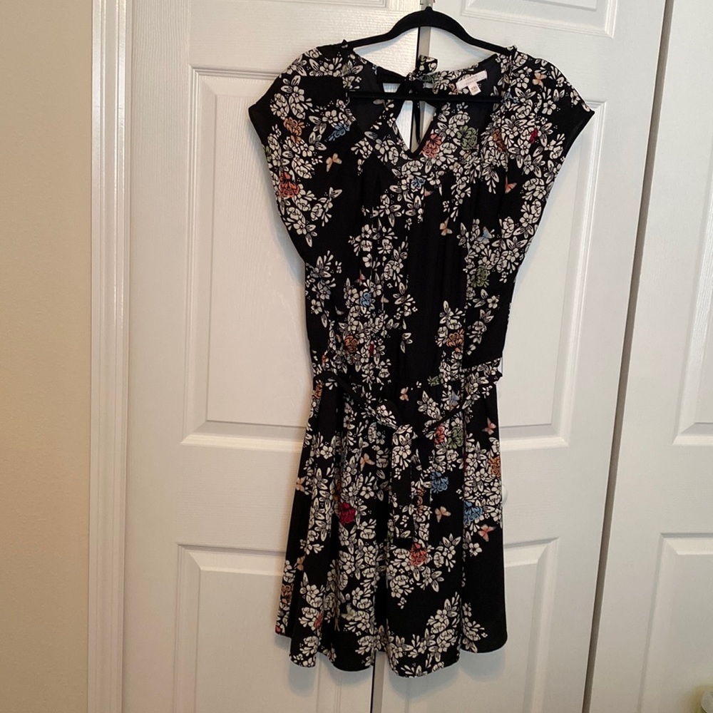 Lauren Conrad xxl butterfly floral black dress